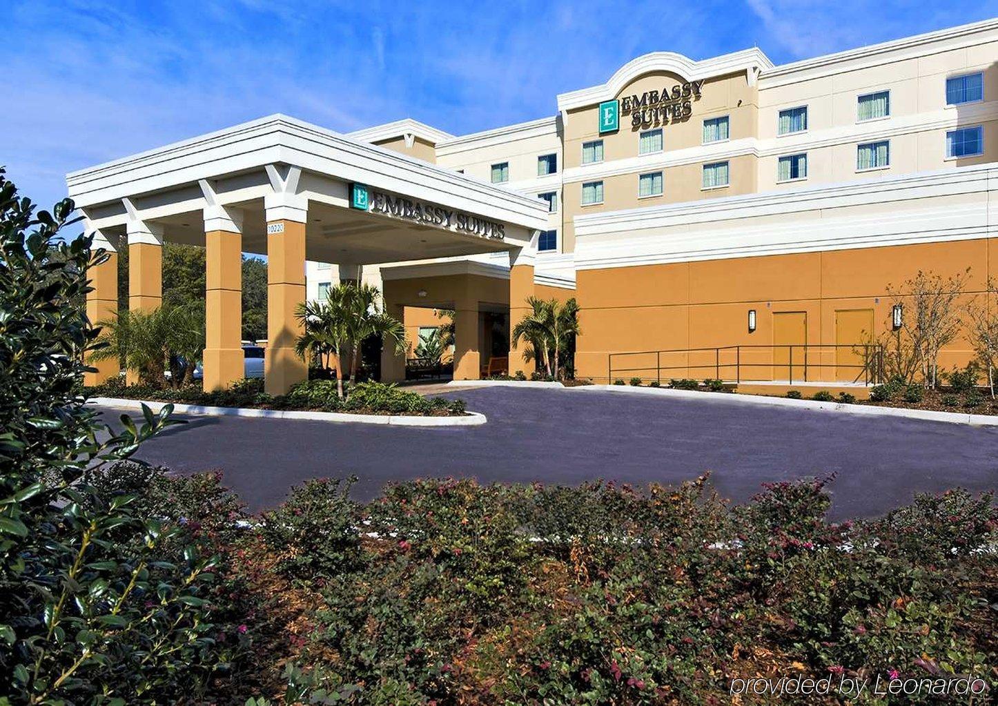 Embassy Suites By Hilton Tampa Brandon Heartland Exteriör bild